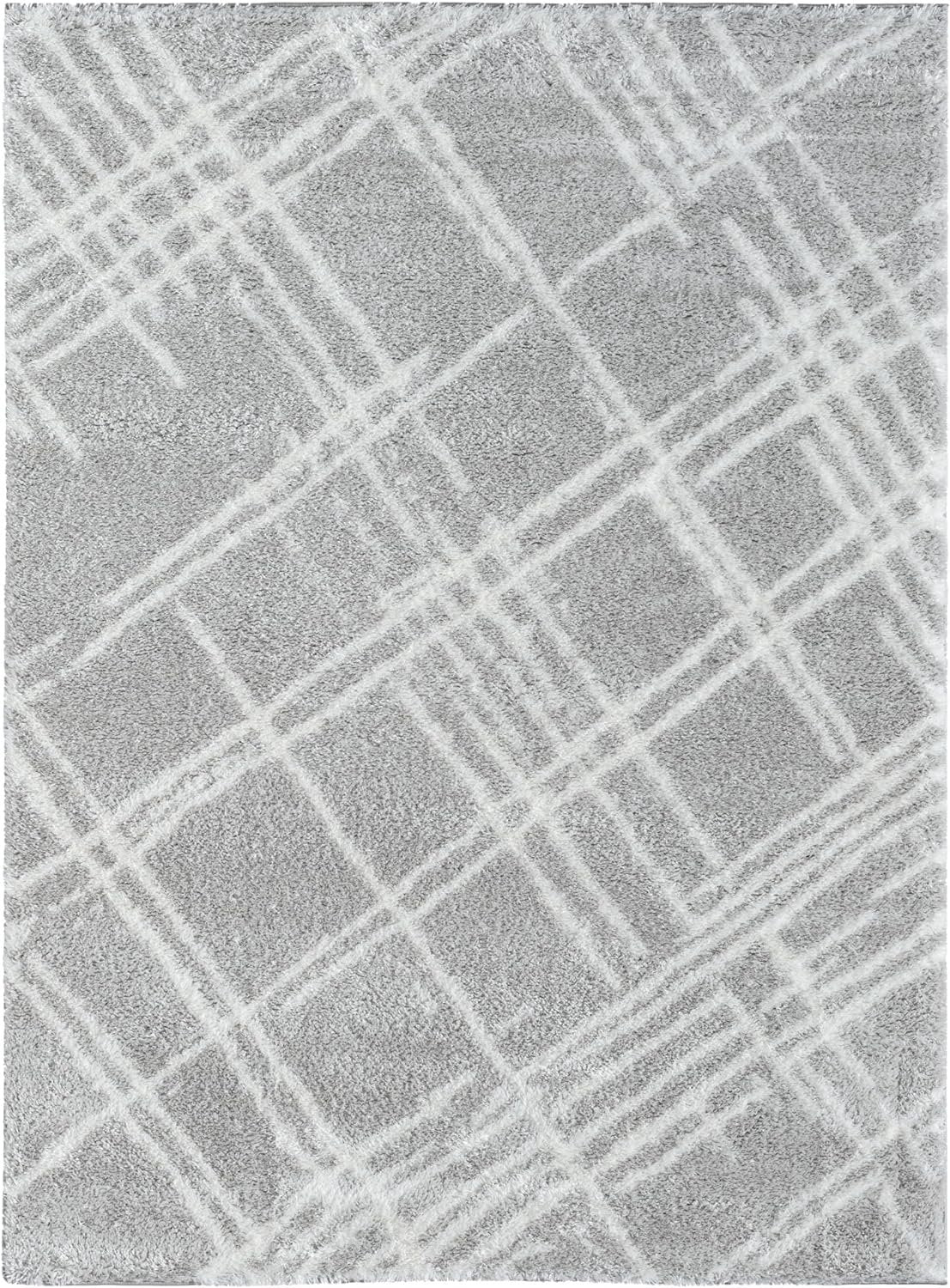 Modern Shaggy Rug - Luxurious Feel with Geometric Diamond Pattern