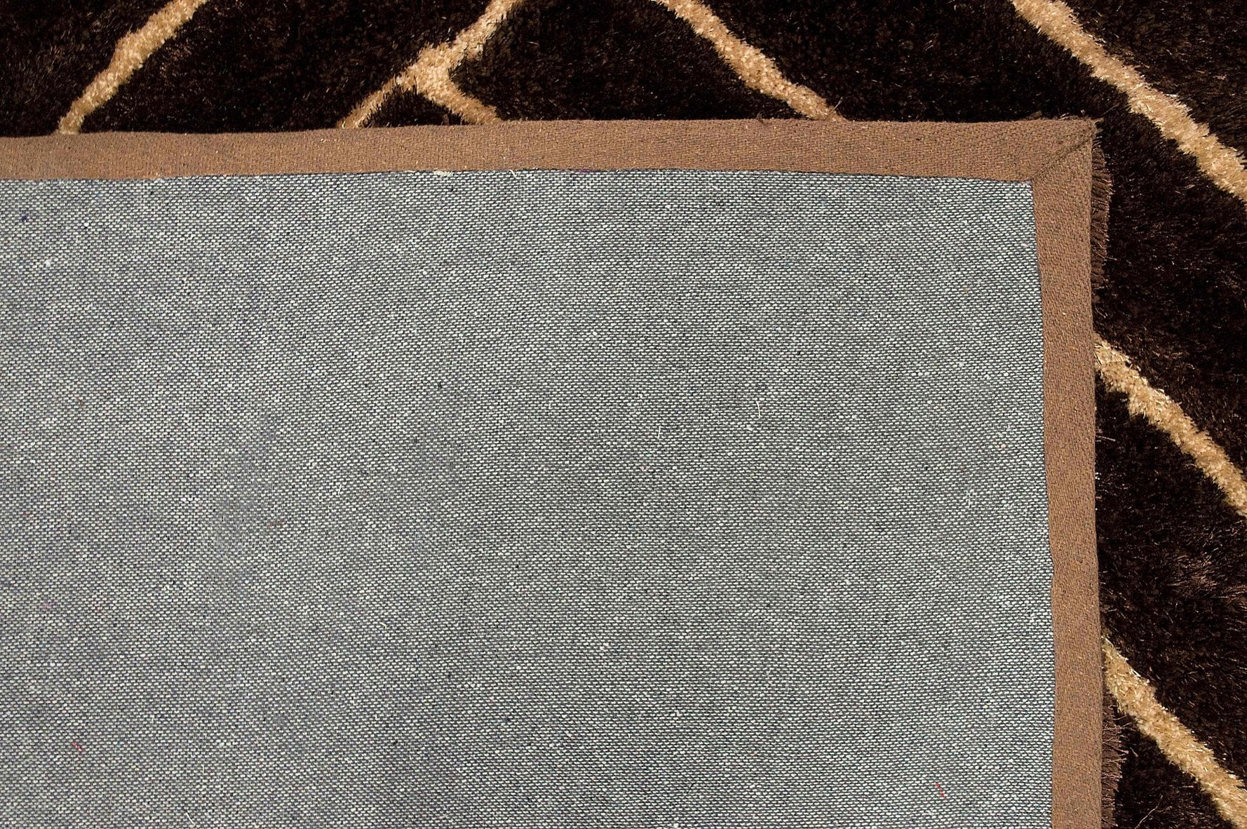 3-D Hand Carved Shaggy Rug - Soft Modern Colors