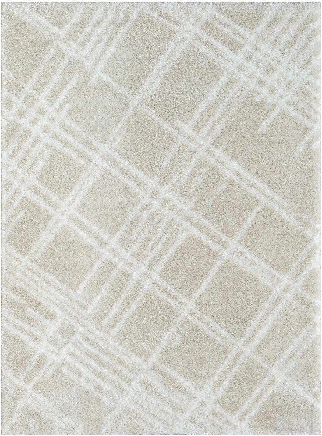Modern Shaggy Rug - Luxurious Feel with Geometric Diamond Pattern