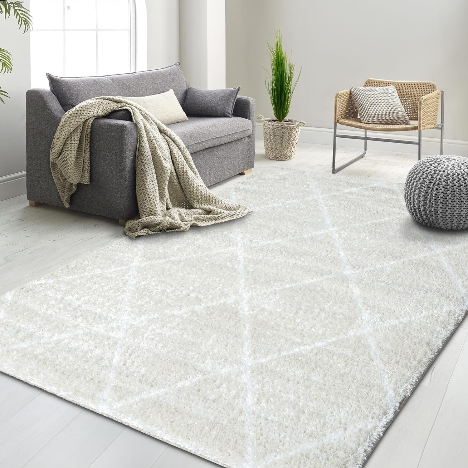 HR Luxurious Moroccan Diamond Shag Rug | Plush 1-Inch-High Pile Soft & Durable Area Rug #26222