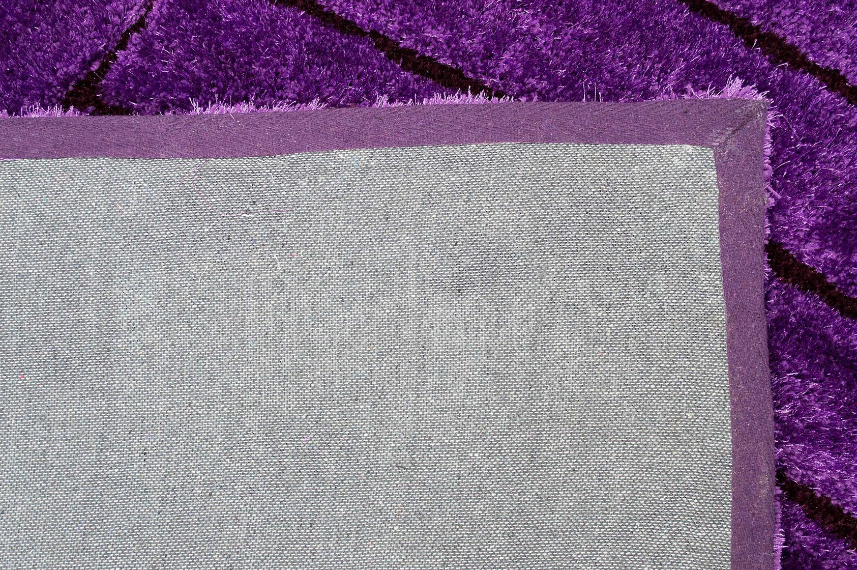 3-D Hand Carved Shaggy Rug - Soft Modern Colors