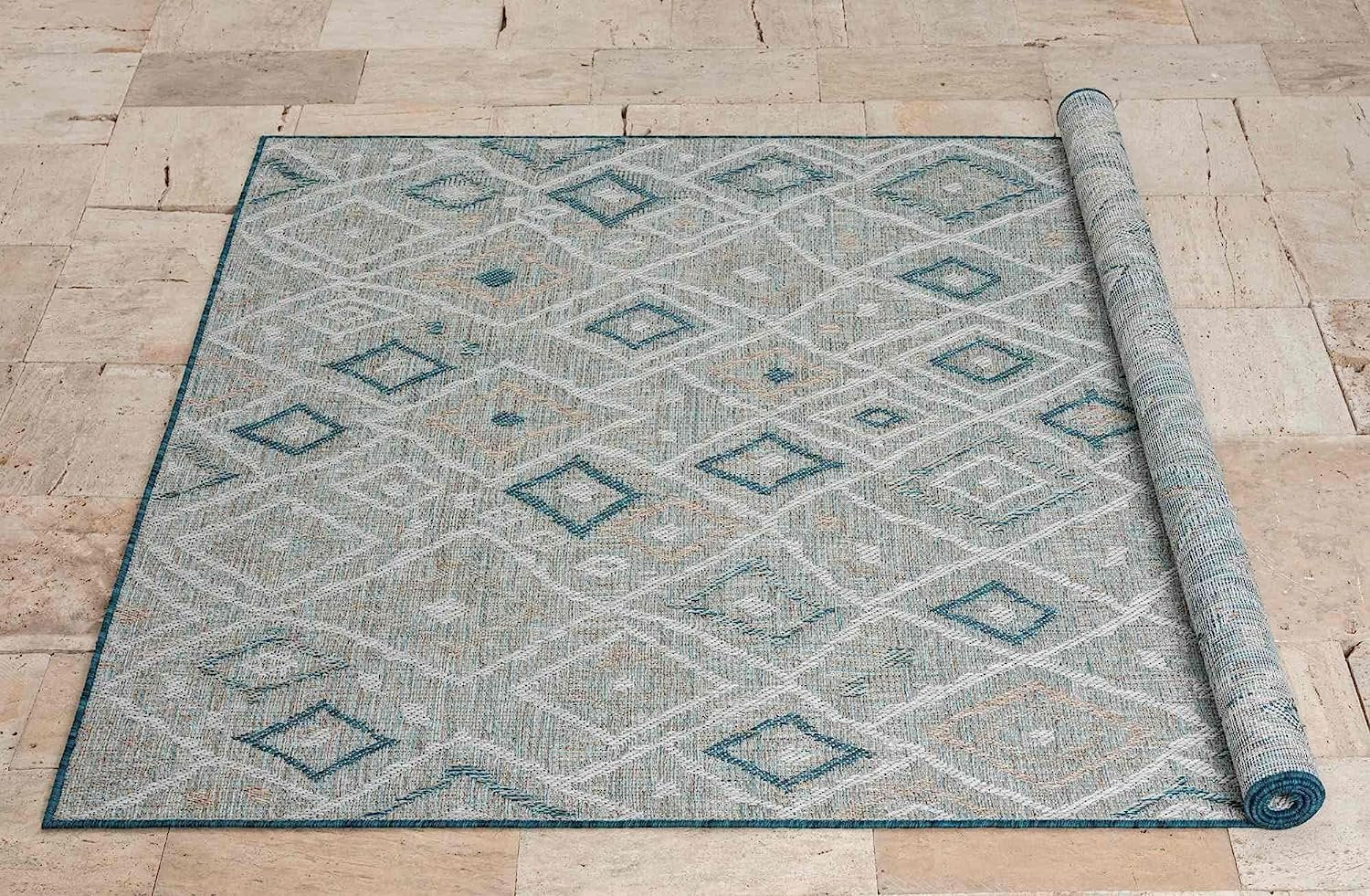 Waterproof Moroccan Outdoor Rug – Diamond Pattern – 5x7 & 8x10 Size