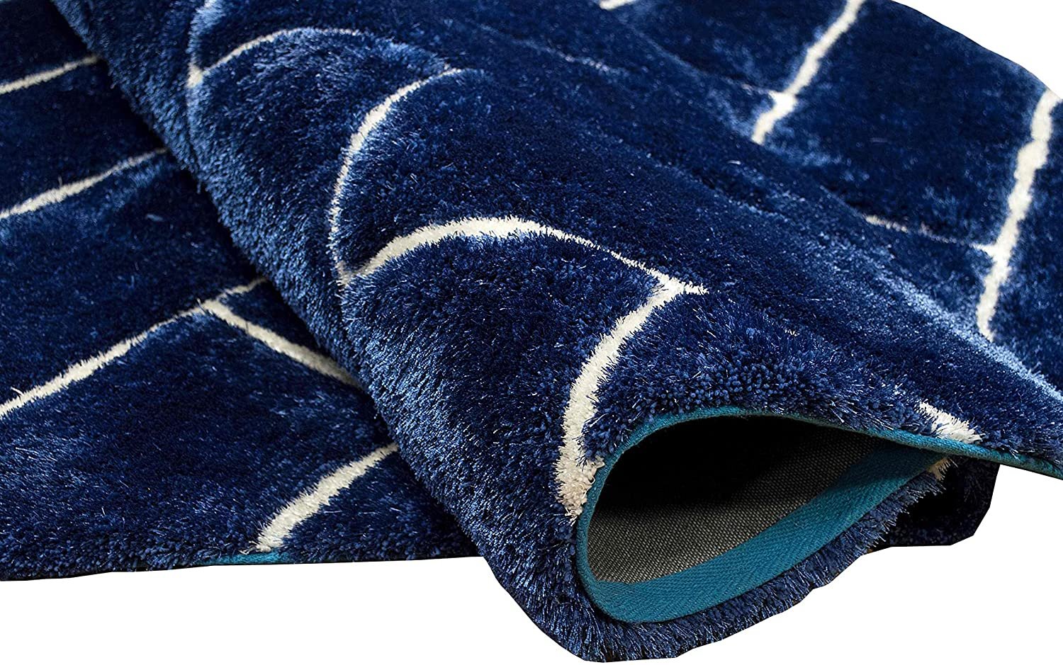 3-D Hand Carved Shaggy Rug - Soft Modern Colors