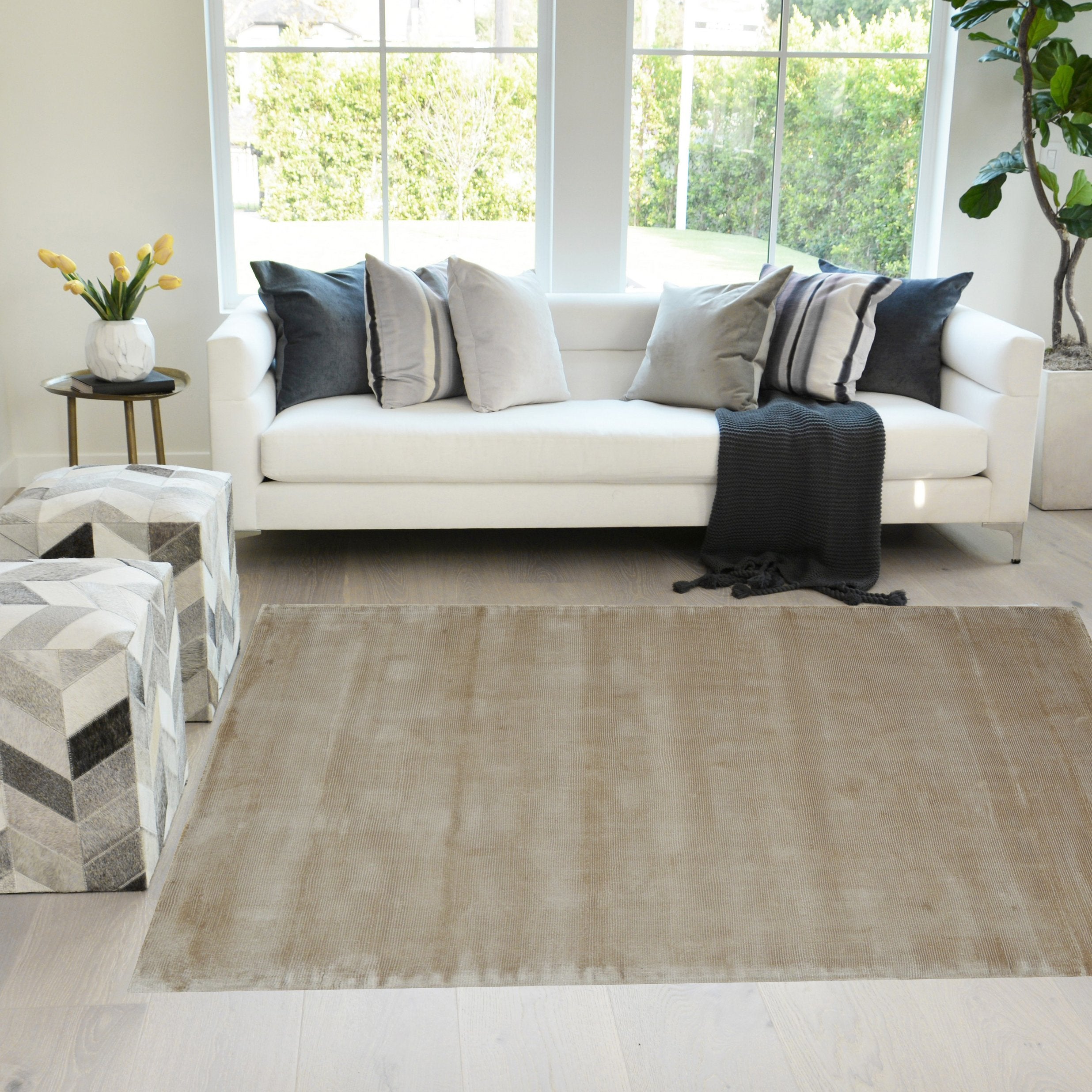 Champagne Color Rugs Viscose Ultra-Soft Hand Knotted in India Rugs for Dining Room