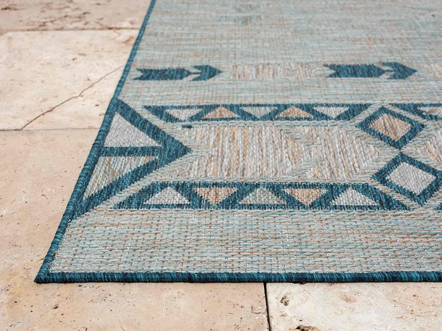 Southwestern Navajo Outdoor Rug – Waterproof and Fade-Resistant – 5x7 & 8x10 Sizes