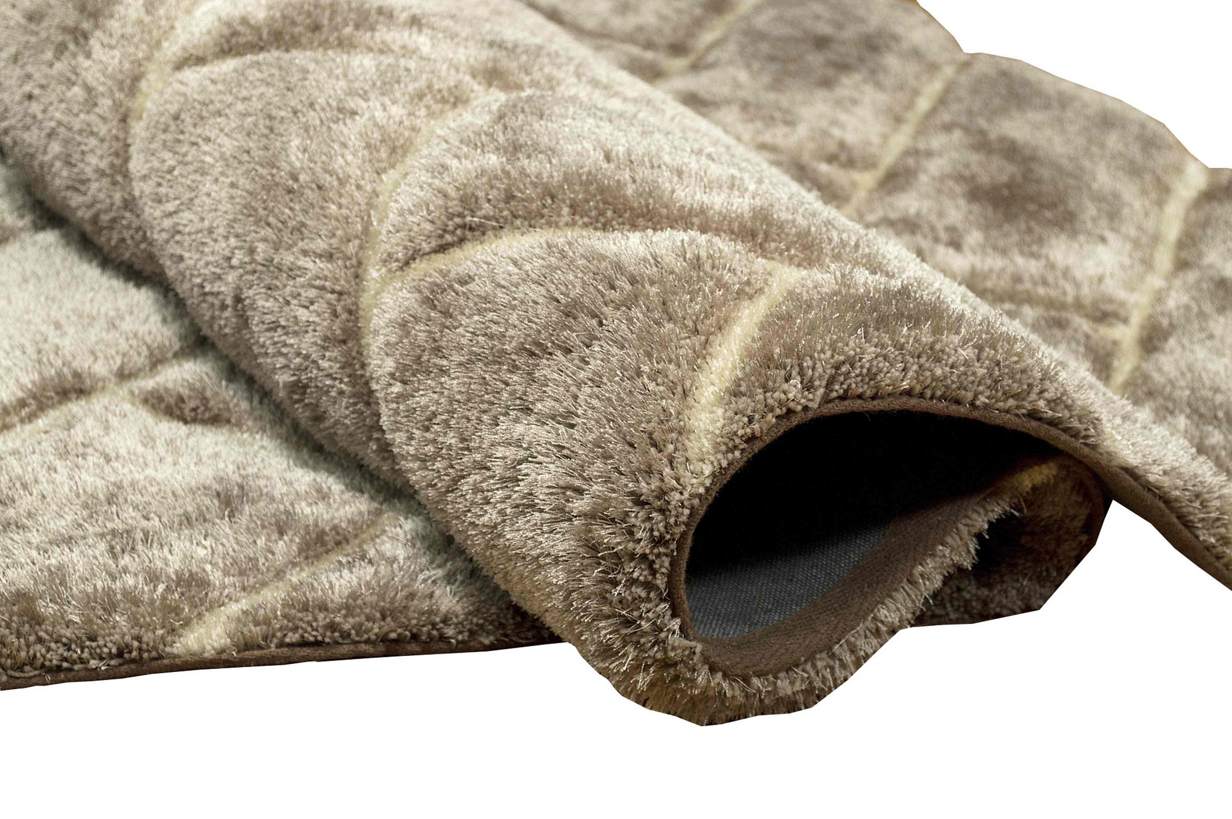 3-D Hand Carved Shaggy Rug - Soft Modern Colors