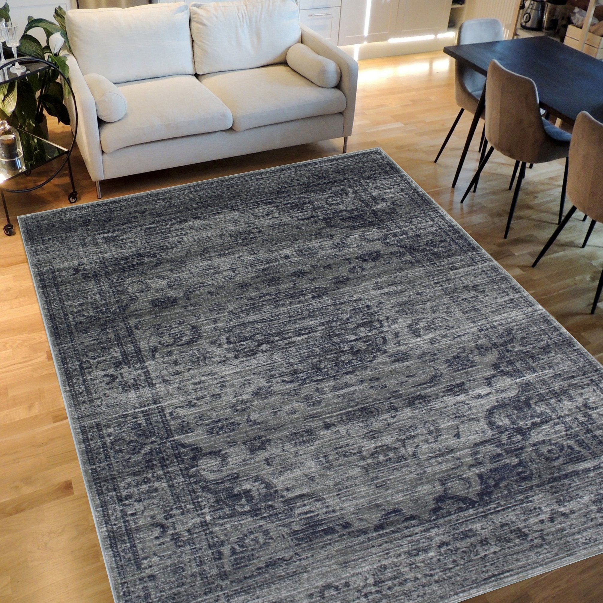 Floral Pattern Distressed #97