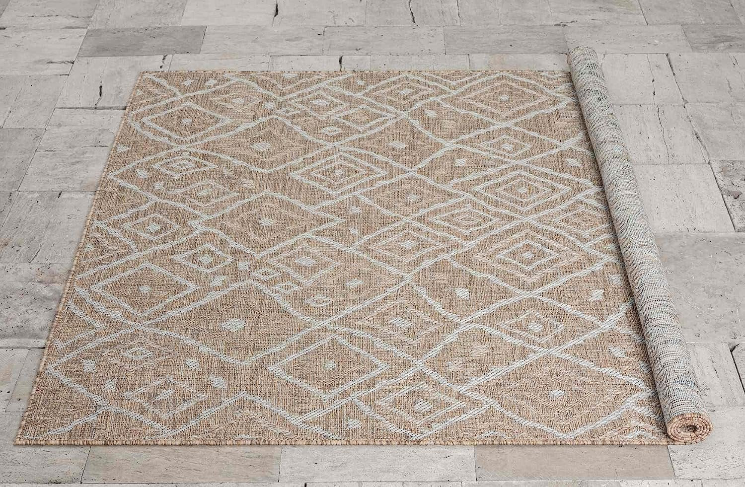 Waterproof Moroccan Outdoor Rug – Diamond Pattern – 5x7 & 8x10 Size
