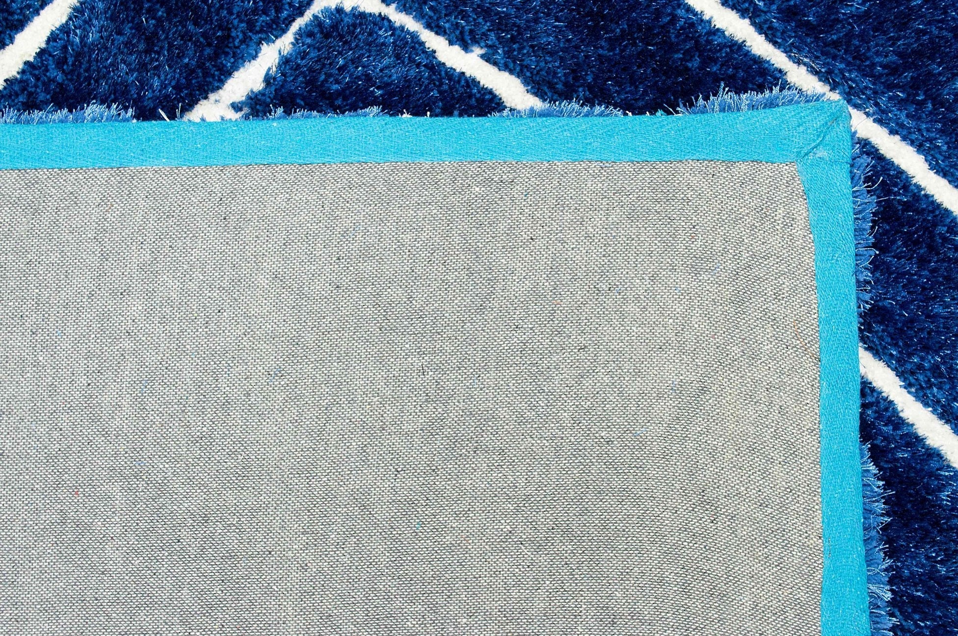 3-D Hand Carved Shaggy Rug - Soft Modern Colors