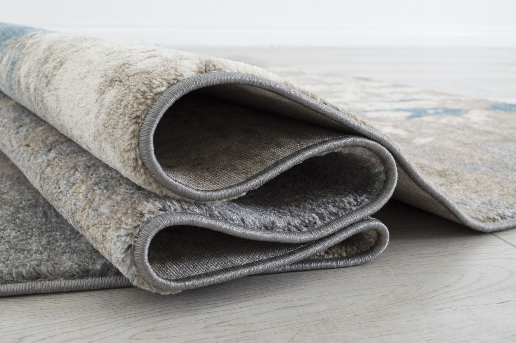 Silver/Ash Gray/Ivory/Ocean Blue-Faded, Distressed