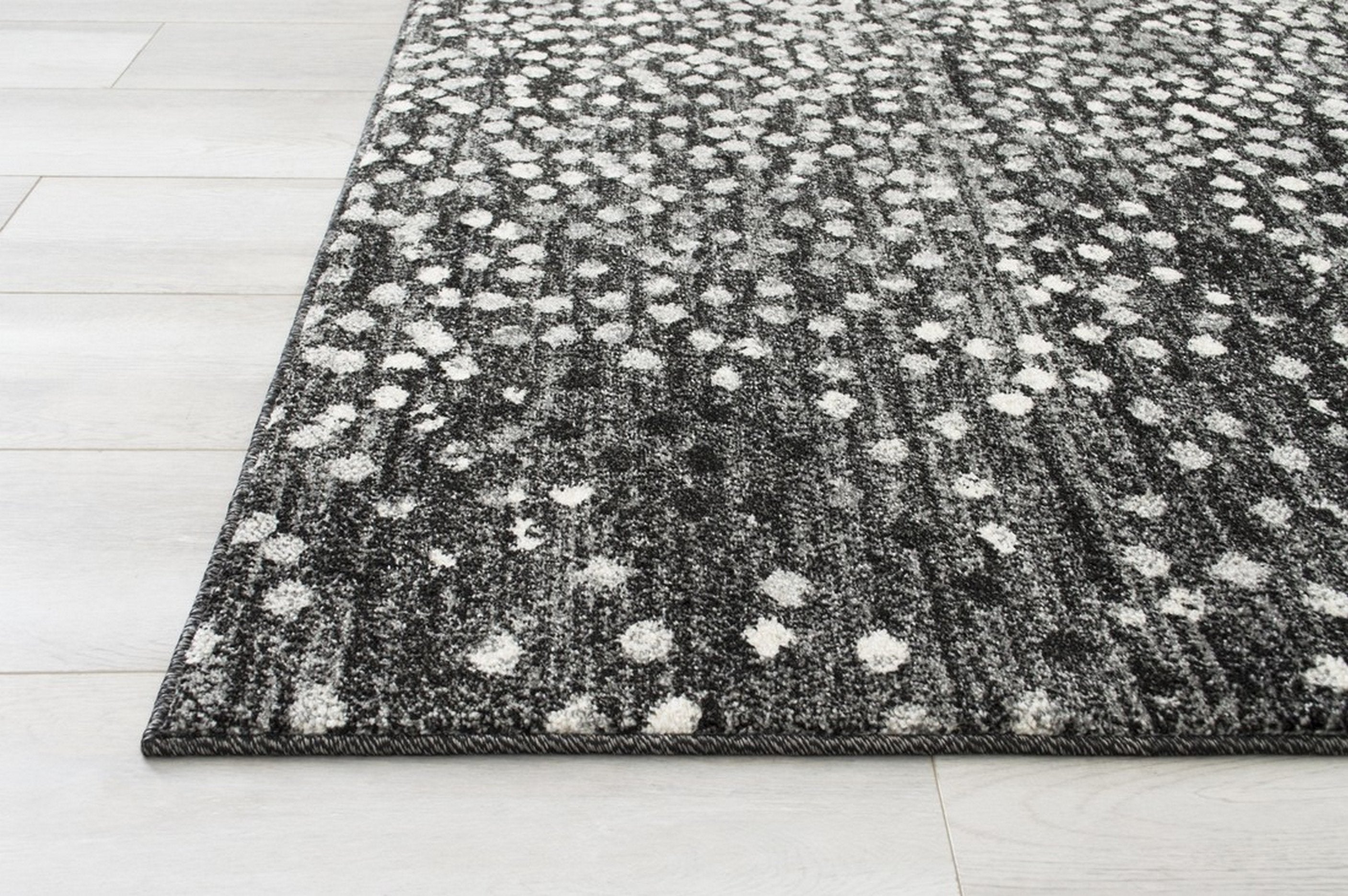Silver/Ash Gray Polka Dot Pattern Fashion Rug (7x10 feet)