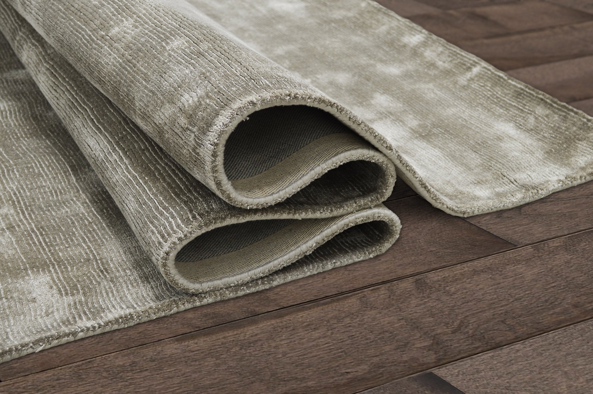 Ash Color Rugs Viscose Ultra-Soft Hand Knotted in India Rugs for Dining Room