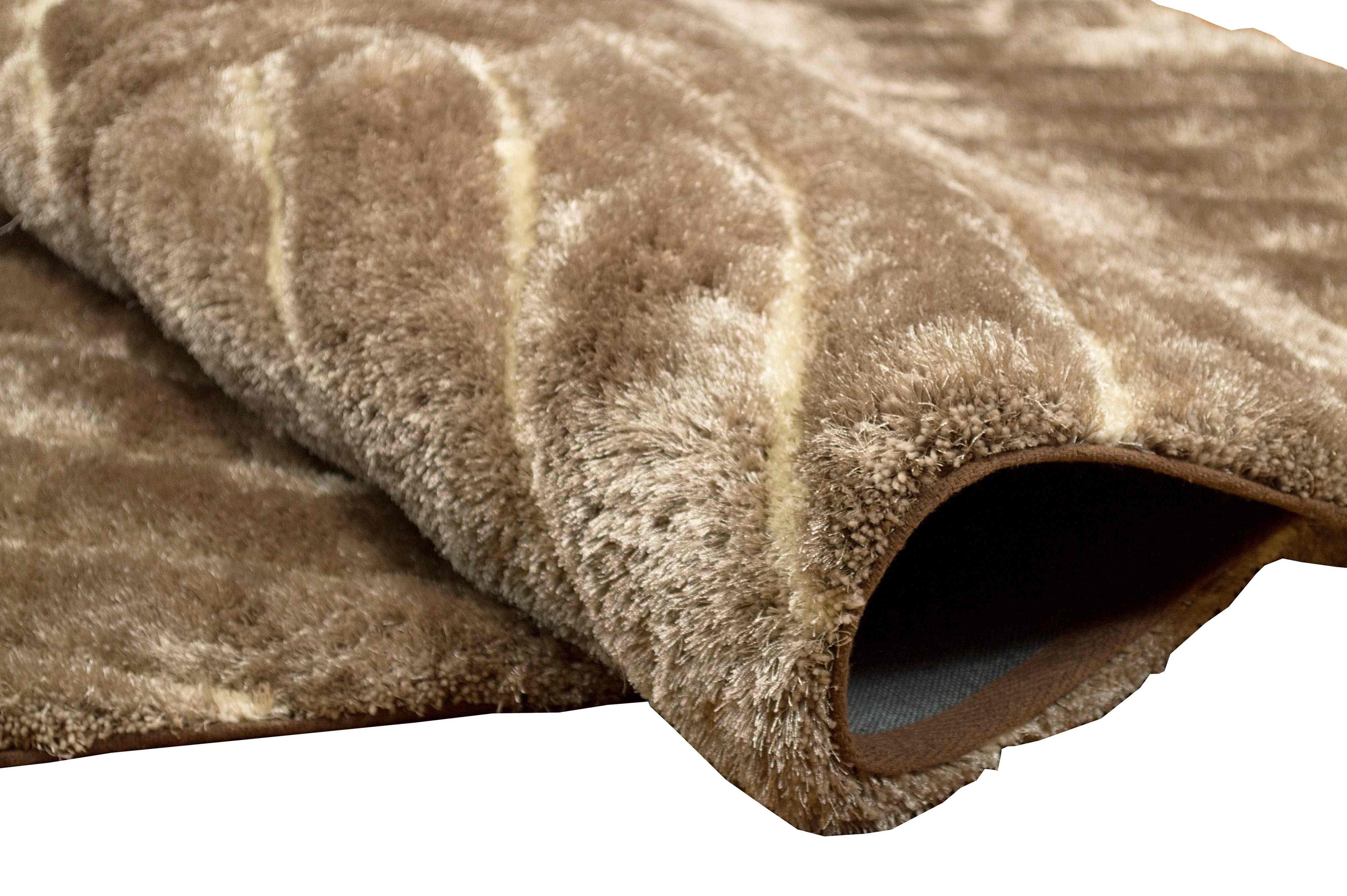 3-D Hand Carved Shaggy Rug - Soft Modern Colors