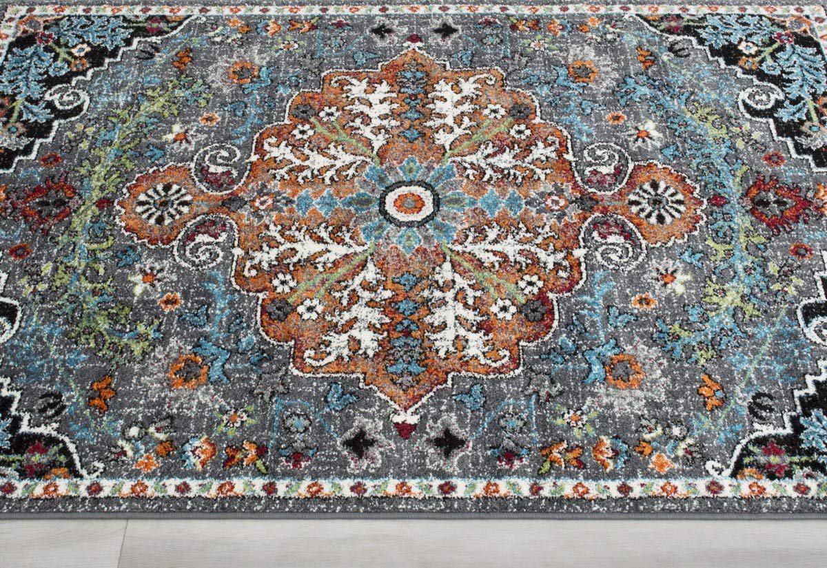 Vibrant Traditional Rugs #83
