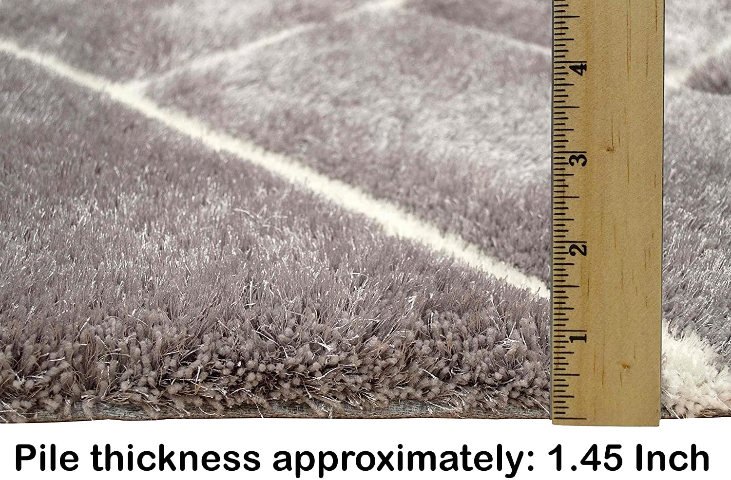 3-D Hand Carved Shaggy Rug - Soft Modern Colors